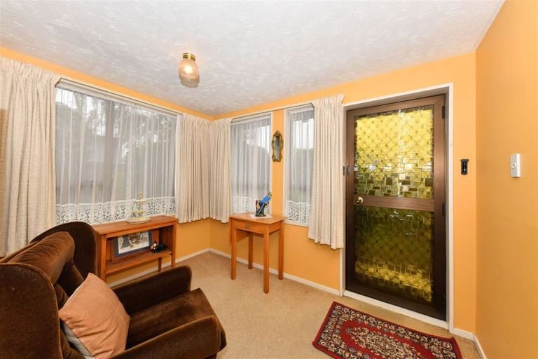 Photo of property in 1/159 Sawyers Arms Road, Northcote, Christchurch, 8052