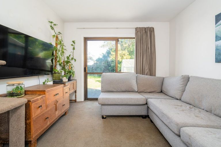 Photo of property in 67 Garreg Road, Bryndwr, Christchurch, 8052