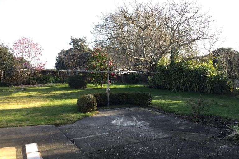 Photo of property in 32 Tawa Street, Edgecumbe, 3120