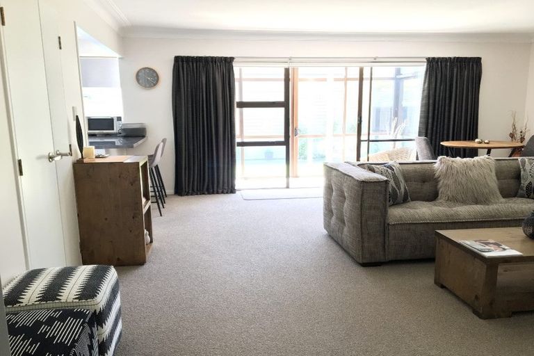 Photo of property in 15a Burrows Street, Tauranga South, Tauranga, 3112