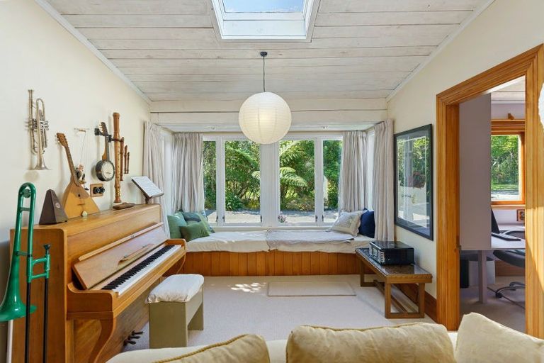 Photo of property in 81 Hautere Cross Road, Te Horo, Otaki, 5582