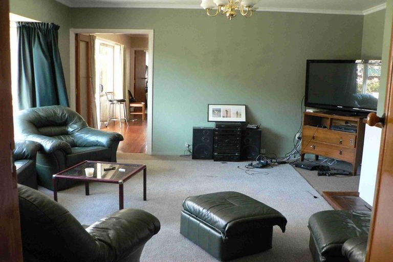 Photo of property in 87 Withells Road, Avonhead, Christchurch, 8042