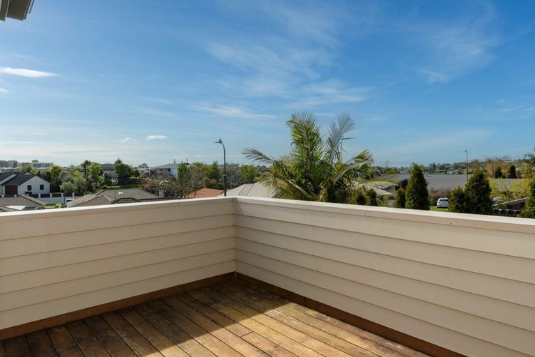 Photo of property in 10 Harkin Close, Bethlehem, Tauranga, 3110