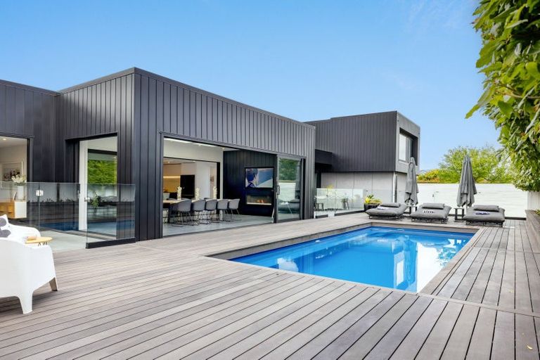 Photo of property in 7 Wrybill Way, Point Wells, 0986