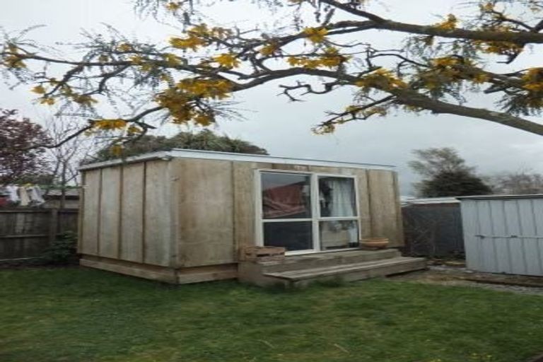 Photo of property in 19 Bateman Avenue, Bryndwr, Christchurch, 8053