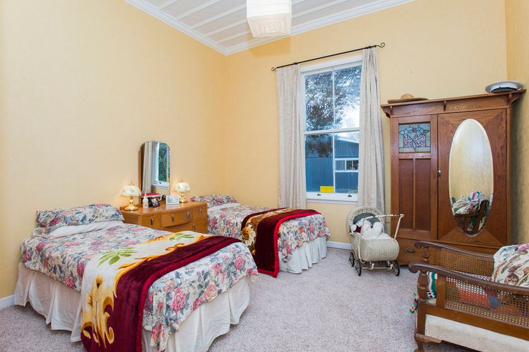 Photo of property in 22 Hinaki Street, Inner Kaiti, Gisborne, 4010