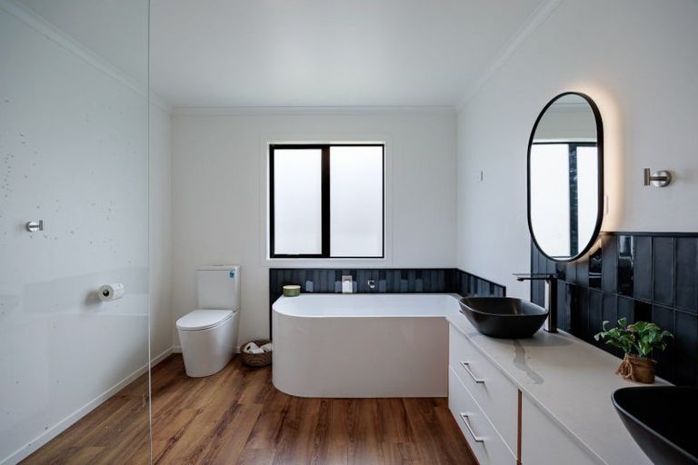 Photo of property in 4 Taruna Place, Havelock North, 4130