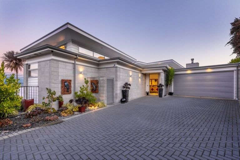 Photo of property in 50 Mapara Road, Acacia Bay, Taupo, 3385