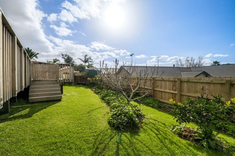 Photo of property in 2 Kassa Rise, Helensville, 0800