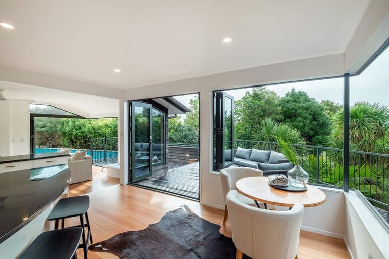 Photo of property in 95b Braemar Road, Castor Bay, Auckland, 0620