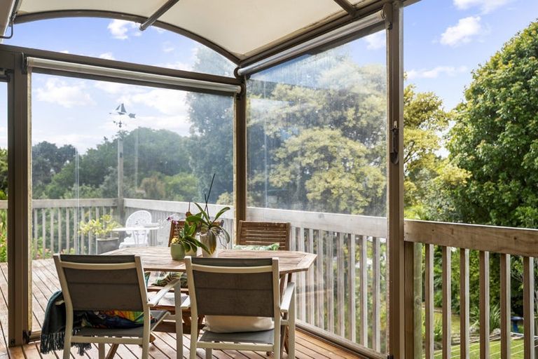 Photo of property in 2/13 Coronation Road, Hillcrest, Auckland, 0627