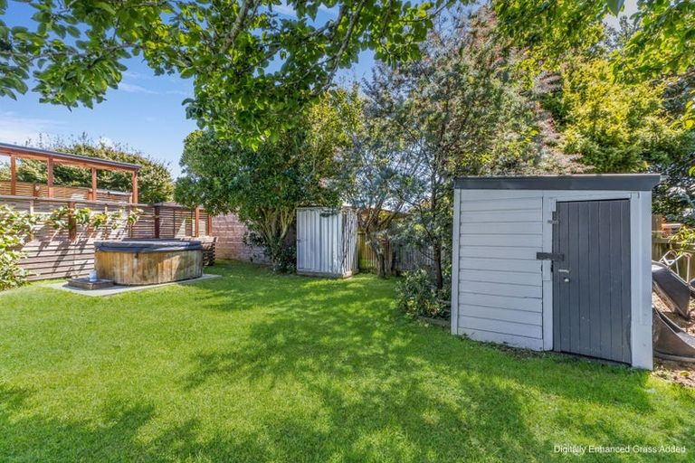 Photo of property in 12 Harris Street, Waitara, 4320