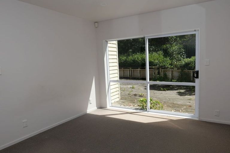 Photo of property in 45 Greenaway Road, Waikanae, 5036