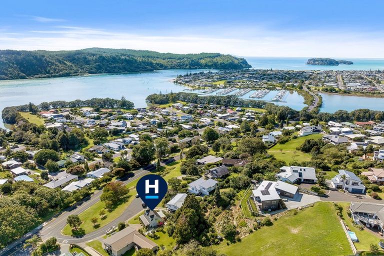 Photo of property in 105 Ngati Porou Place, Whangamata, 3620