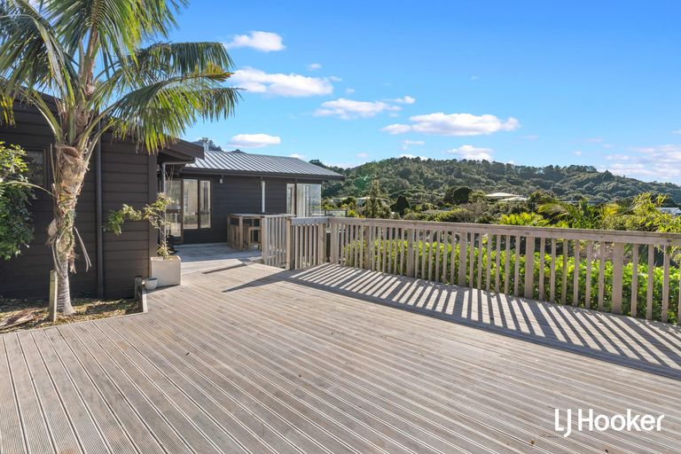 Photo of property in 22 Mayor View Terrace, Waihi Beach, 3611