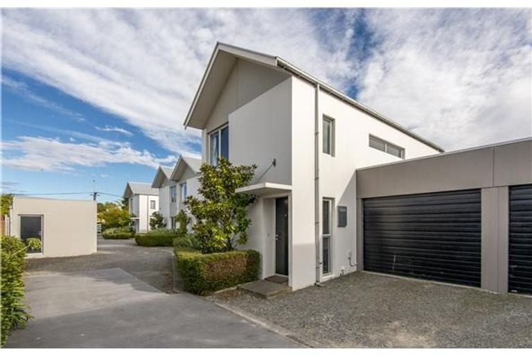 Photo of property in 450f Madras Street, St Albans, Christchurch, 8014