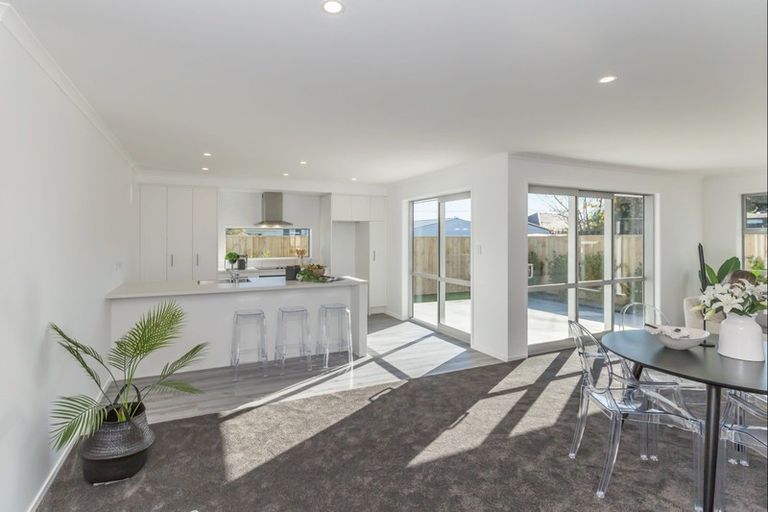 Photo of property in 95a Bartholomew Road, Levin, 5510