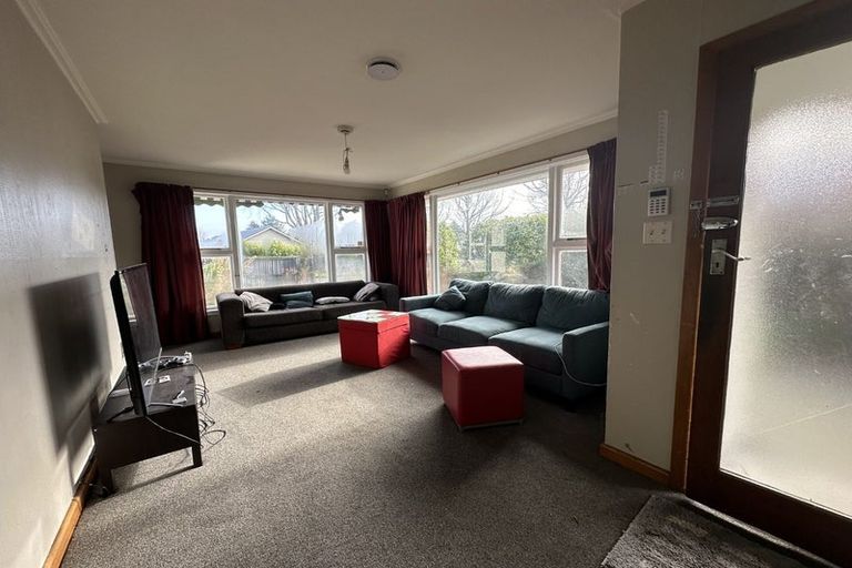 Photo of property in 8 Westmont Street, Ilam, Christchurch, 8041