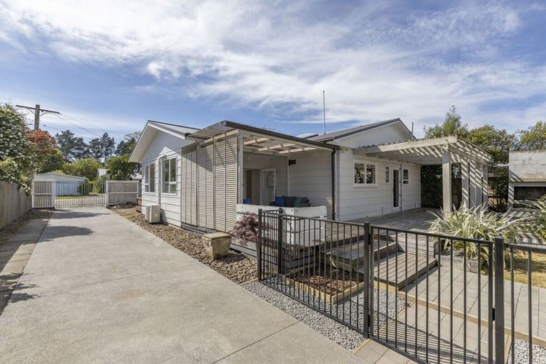 Photo of property in 16 Stalkers Road, Woodend Beach, Kaiapoi, 7691