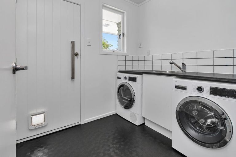 Photo of property in 98 Cartwright Road, Onerahi, Whangarei, 0110