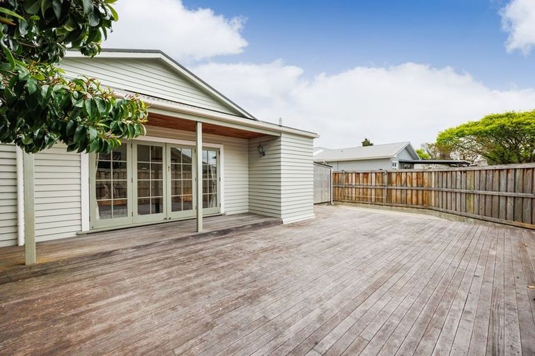 Photo of property in 4 Carlton Avenue, Palmerston North, 4414