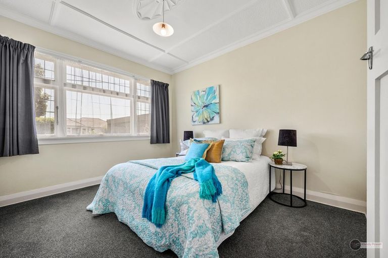 Photo of property in 9 Fairfield Avenue, Fairfield, Lower Hutt, 5011