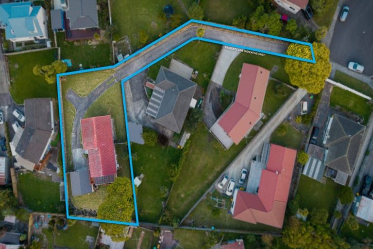 Photo of property in 11 Seakens Way, Glen Eden, Auckland, 0602