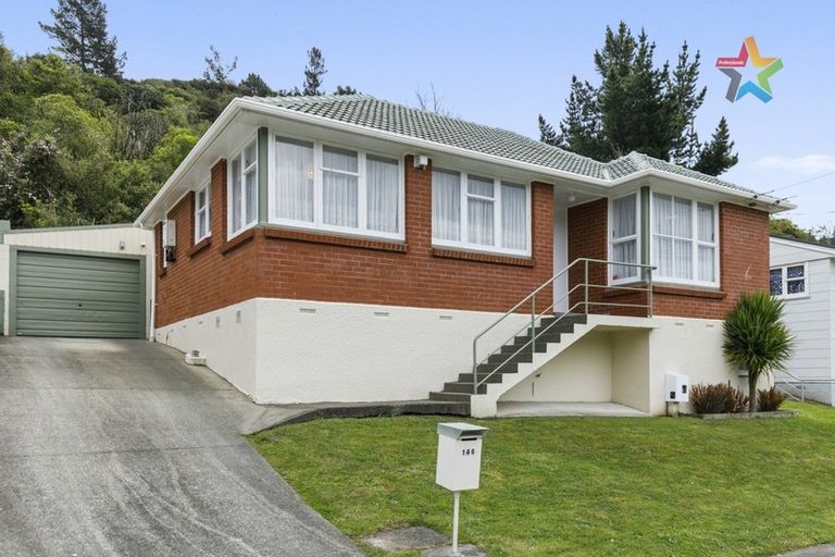 Photo of property in 146 George Street, Stokes Valley, Lower Hutt, 5019
