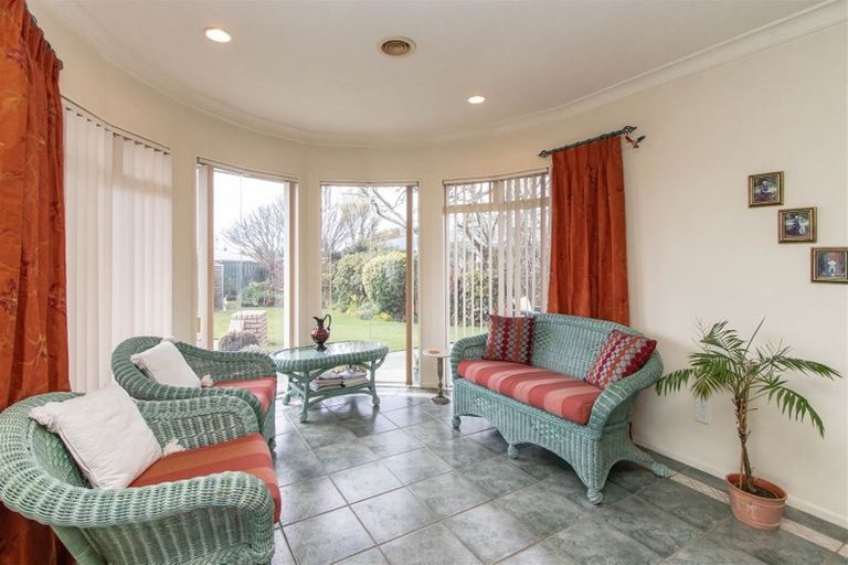 Photo of property in 3c Hinau Street, Inglewood, 4330