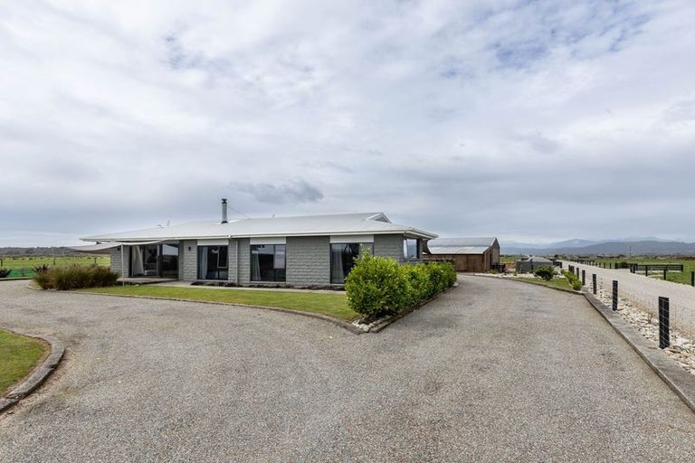 Photo of property in 52 Greyhound Road, Arahura Valley, Hokitika, 7882