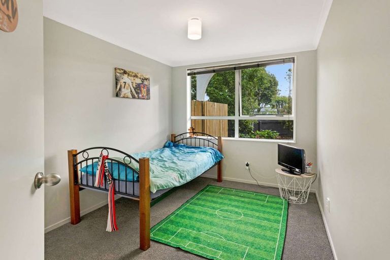 Photo of property in 138 Gloucester Street, Taradale, Napier, 4112