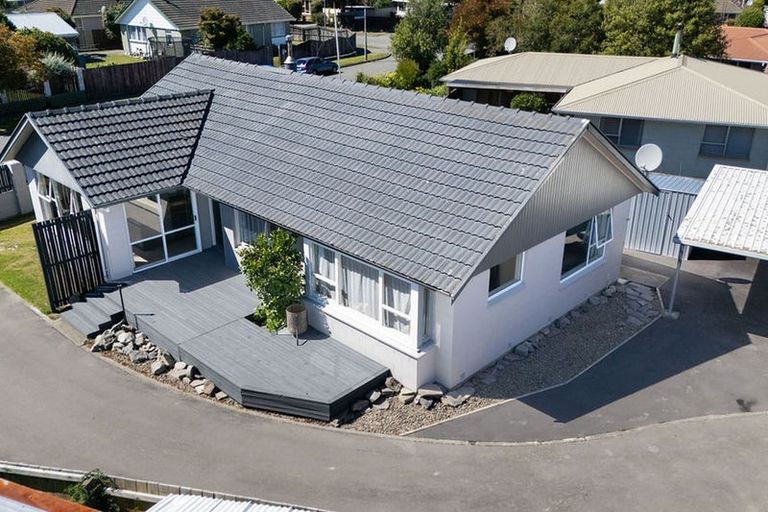 Photo of property in 48 Stanton Crescent, Hoon Hay, Christchurch, 8025