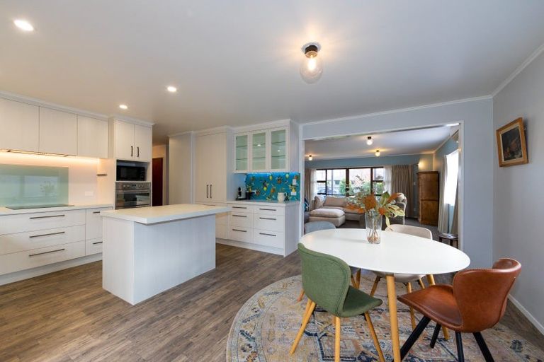 Photo of property in 1210 Louie Street, Parkvale, Hastings, 4122