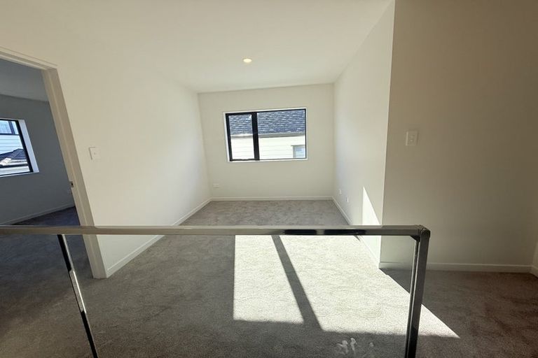 Photo of property in 51b Andrew Road, Howick, Auckland, 2010