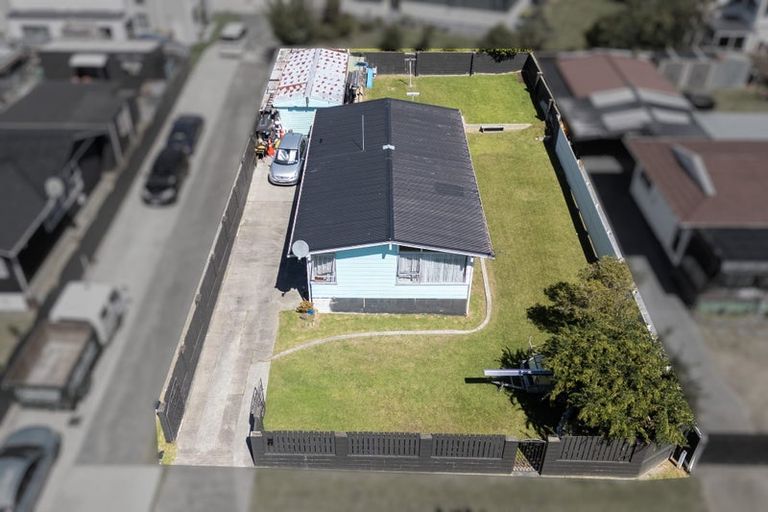 Photo of property in 6 Burbank Avenue, Manurewa, Auckland, 2102
