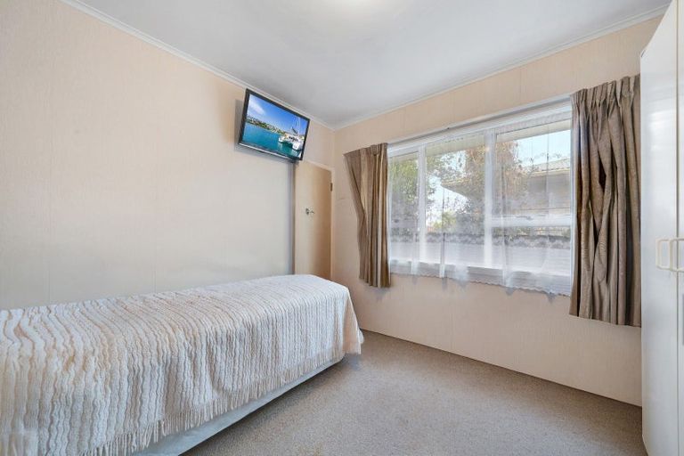 Photo of property in 35 Pembroke Street, Papatoetoe, Auckland, 2025