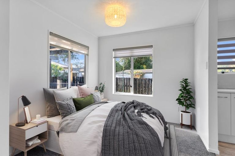 Photo of property in 4 Stoll Place, Clendon Park, Auckland, 2103