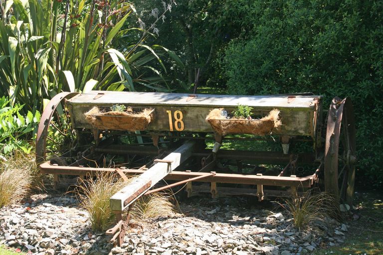 Photo of property in 18 Riccarton Road East, East Taieri, Mosgiel, 9024