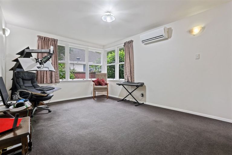 Photo of property in 41 Guildford Street, Burnside, Christchurch, 8053