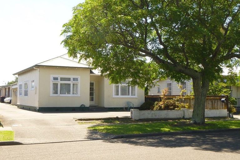 Photo of property in 7a Worcester Street, West End, Palmerston North, 4410