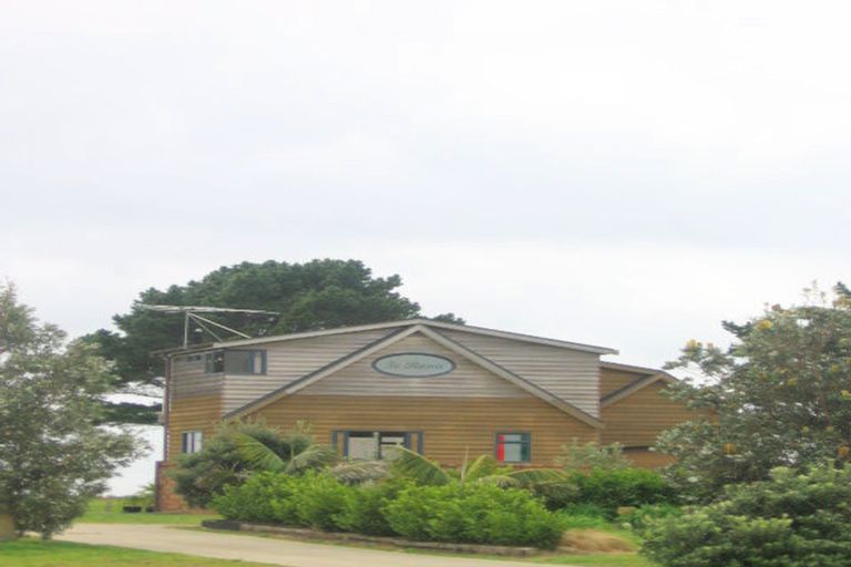 Photo of property in 134 Sands Crescent, Matarangi, Whitianga, 3592