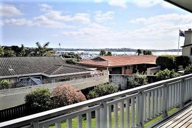Photo of property in 91 Takutai Avenue, Half Moon Bay, Auckland, 2012