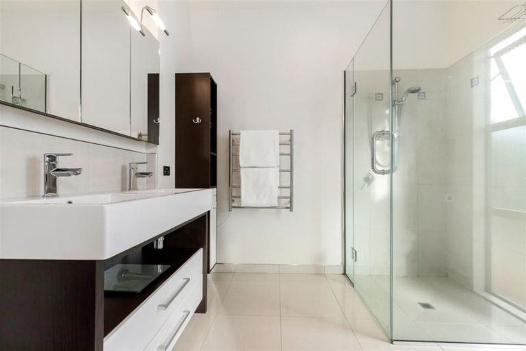 Photo of property in 168d Moncks Spur Road, Mount Pleasant, Christchurch, 8081