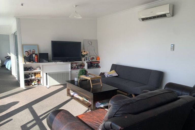 Photo of property in 8 Queen Street, North Dunedin, Dunedin, 9016
