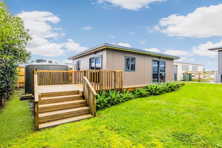 Photo of property in 253 Park Estate Road, Rosehill, Papakura, 2113