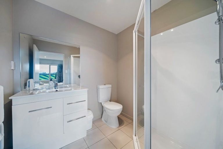 Photo of property in 39 Lyndon Street, Riccarton, Christchurch, 8041