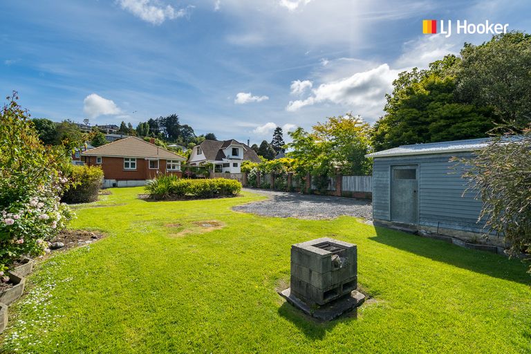 Photo of property in 302 Main South Road, Green Island, Dunedin, 9018