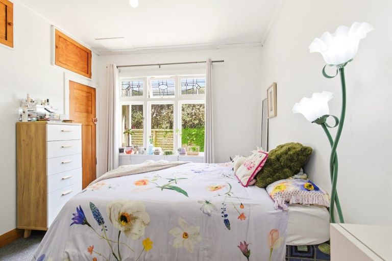 Photo of property in 44 Mortimer Terrace, Aro Valley, Wellington, 6021