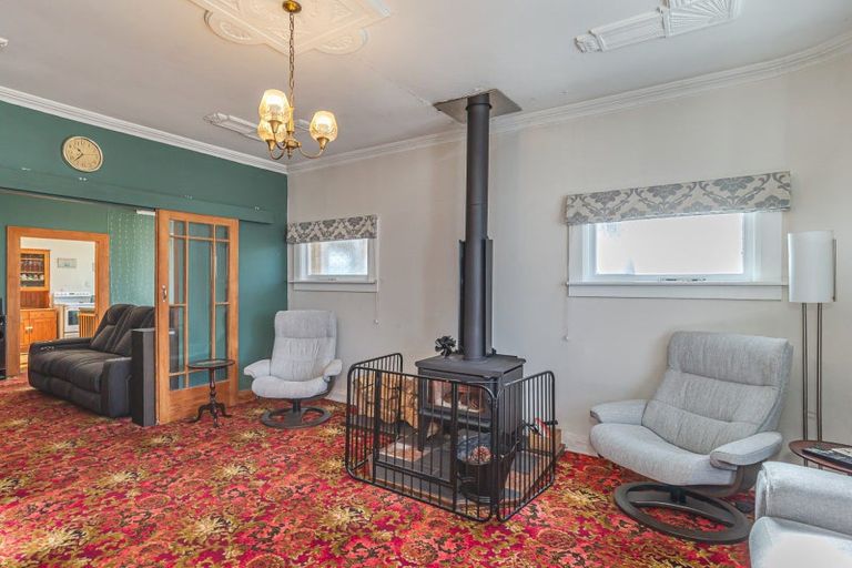 Photo of property in 3 Lena Place, Foxton, 4814