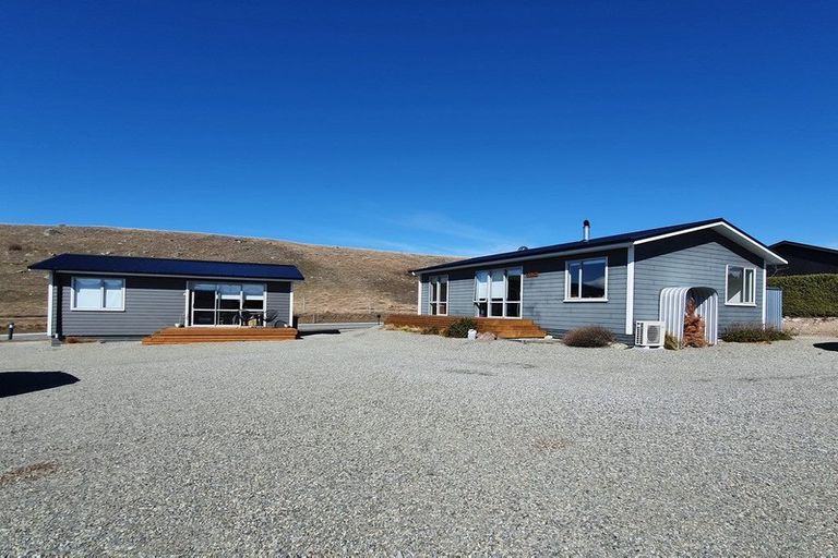 Photo of property in 33 Mistake Drive, Lake Tekapo, 7999